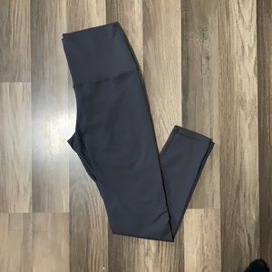 BORN PRIMITIVE • LIFT YOURSELF UP LEGGINGS